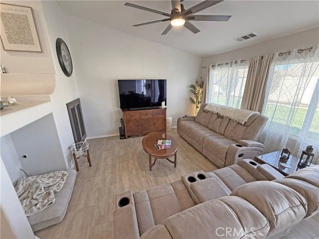 1334 Clover, Beaumont, CA 92223