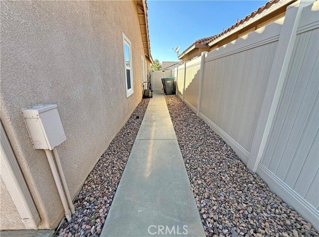 1334 Clover, Beaumont, CA 92223