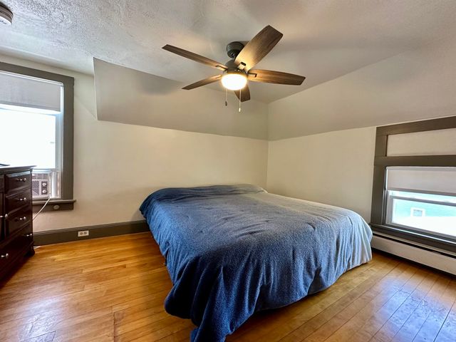 33 Gibbs Street, Proctor, VT 05675