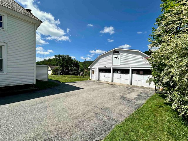 33 Gibbs Street, Proctor, VT 05675