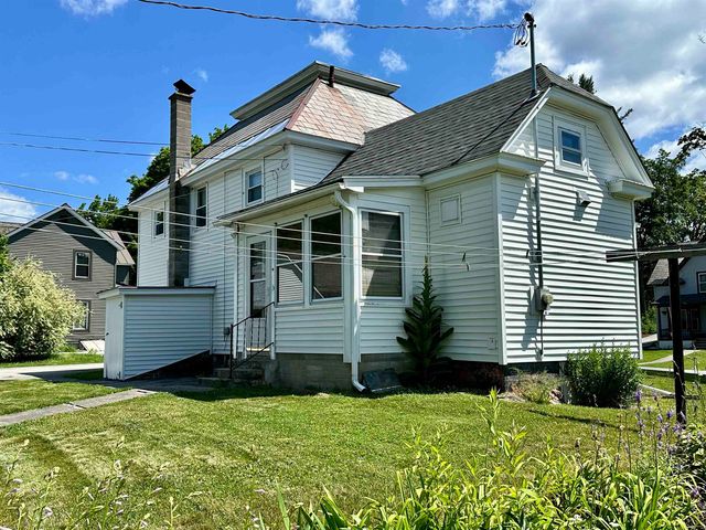 33 Gibbs Street, Proctor, VT 05675