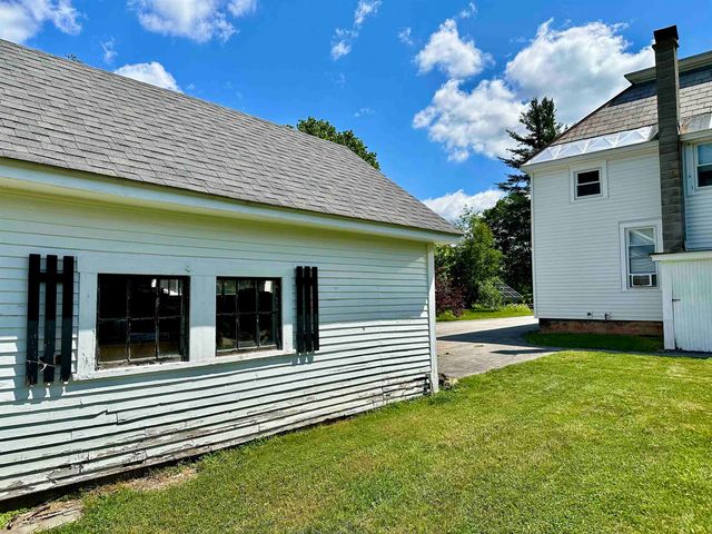 33 Gibbs Street, Proctor, VT 05675