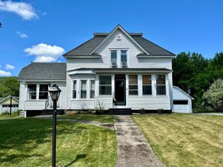 33 Gibbs Street, Proctor, VT 05675