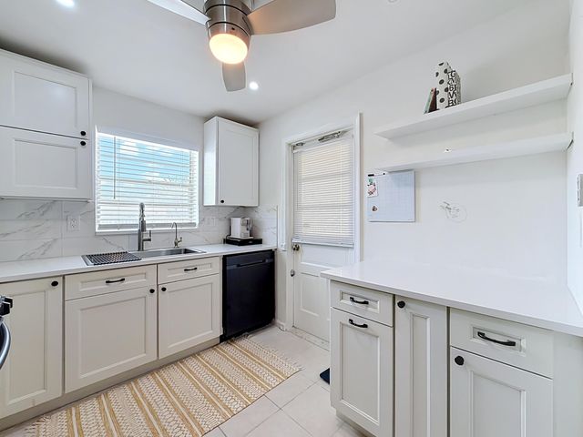 2121 NE 68TH Street 109, Fort Lauderdale, FL 33308