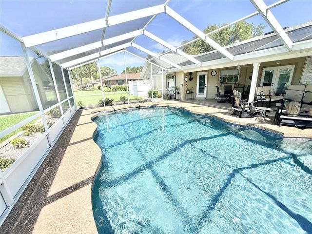 305 W DELAWARE STREET, Tavares, FL 32778