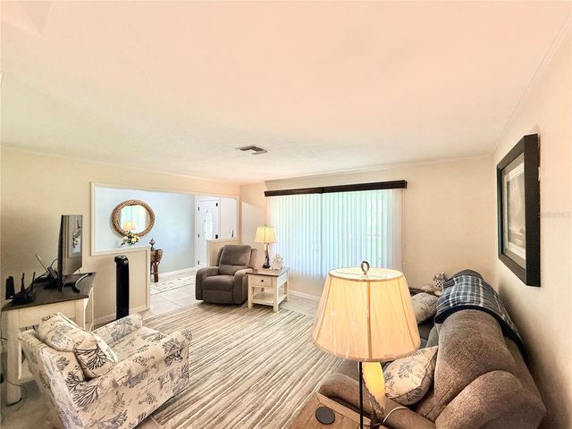305 W DELAWARE STREET, Tavares, FL 32778
