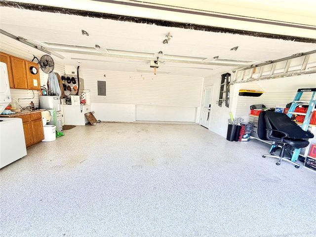 305 W DELAWARE STREET, Tavares, FL 32778