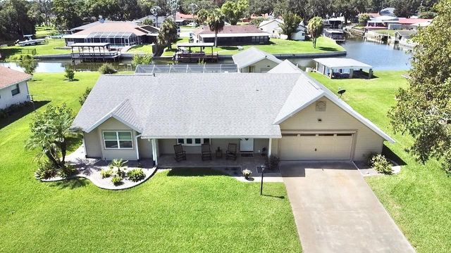305 W DELAWARE STREET, Tavares, FL 32778