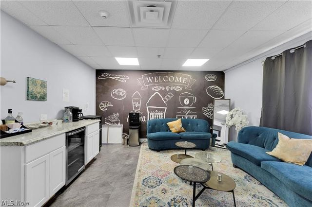 797 E Market Street 203, Akron, OH 44305