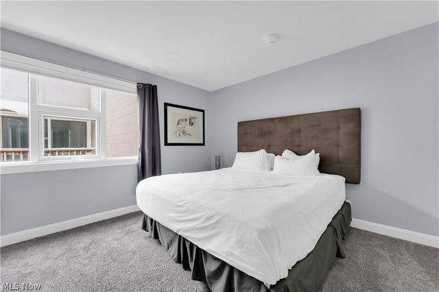 797 E Market Street 203, Akron, OH 44305