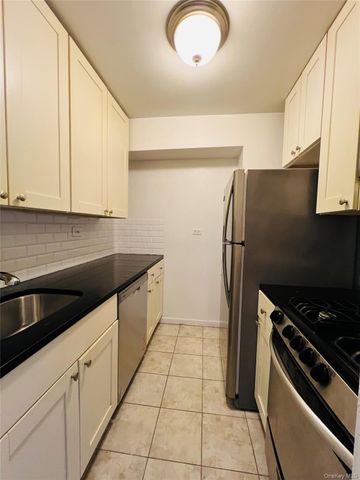 41-42 73 Street 4G, Woodside, NY 11377