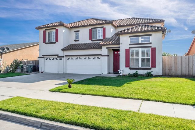 738 W Silvercrest Drive, Lindsay, CA 93247