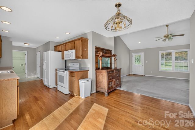 4405 Claralee Lane, Hickory, NC 28602