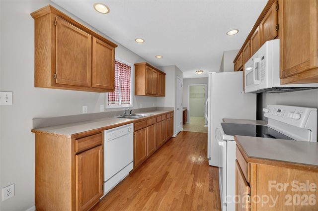 4405 Claralee Lane, Hickory, NC 28602