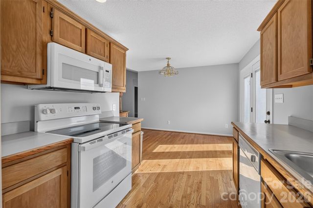 4405 Claralee Lane, Hickory, NC 28602