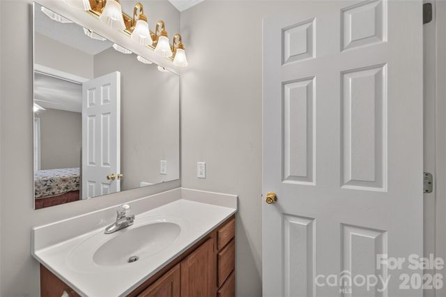 4405 Claralee Lane, Hickory, NC 28602