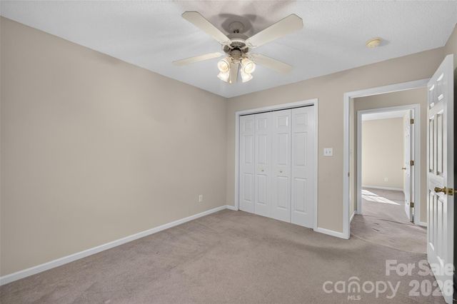 4405 Claralee Lane, Hickory, NC 28602
