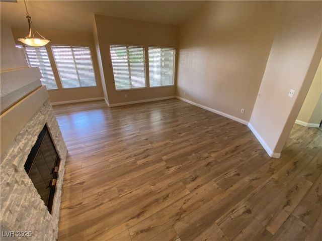 4604 Snowpoint Court, Las Vegas, NV 89130