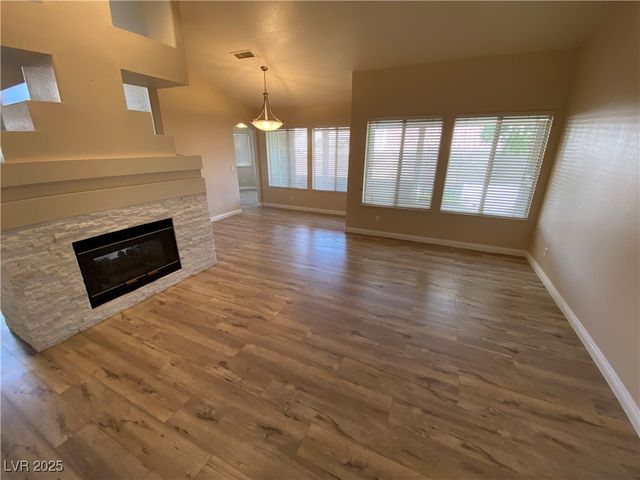 4604 Snowpoint Court, Las Vegas, NV 89130
