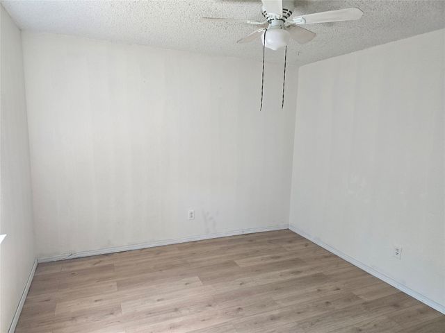 6512 High Country Trail, Arlington, TX 76016