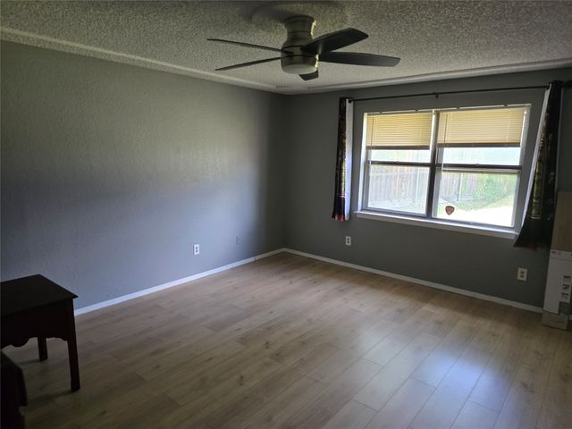 6512 High Country Trail, Arlington, TX 76016