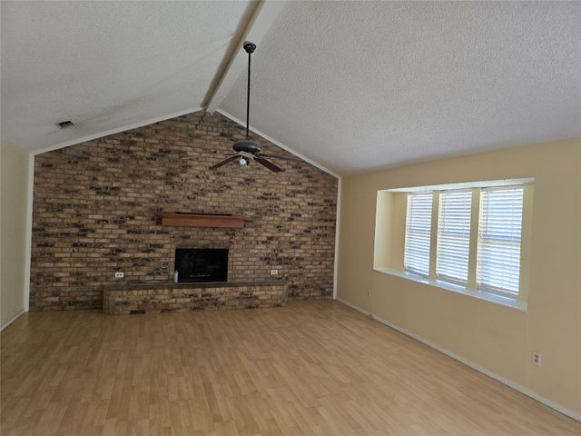 6512 High Country Trail, Arlington, TX 76016