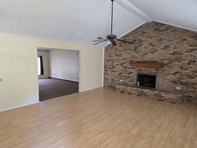 6512 High Country Trail, Arlington, TX 76016