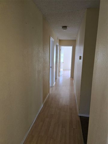 6512 High Country Trail, Arlington, TX 76016