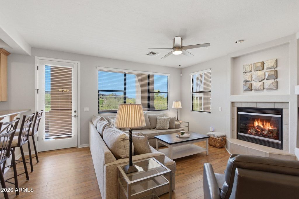 34457 N LEGEND TRAIL Parkway 1008, Scottsdale, AZ 85262 — photo 2