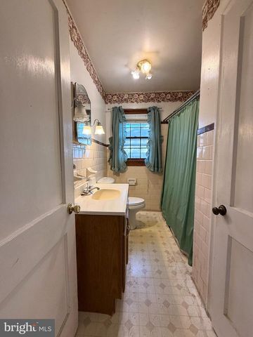 119 LAKEWOOD DR, Salisbury, MD 21804