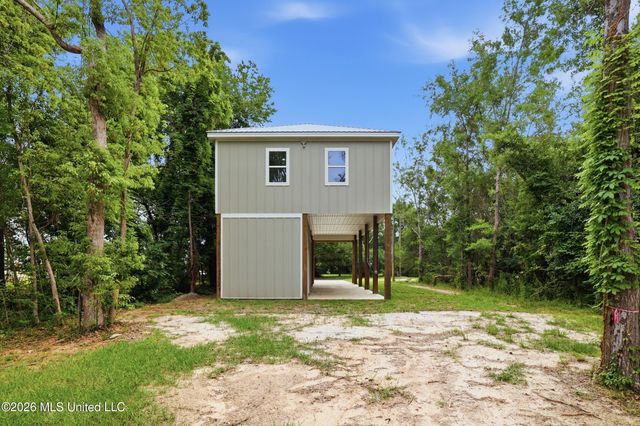 5235 Clermont Boulevard, Bay Saint Louis, MS 39520