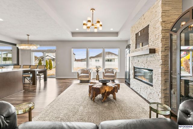 9712 Osprey Lane, Papillion, NE 68046