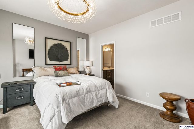 9712 Osprey Lane, Papillion, NE 68046