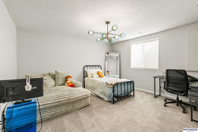 9712 Osprey Lane, Papillion, NE 68046