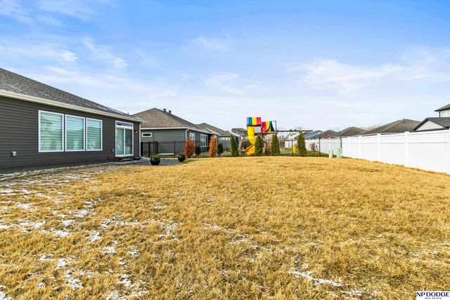 9712 Osprey Lane, Papillion, NE 68046