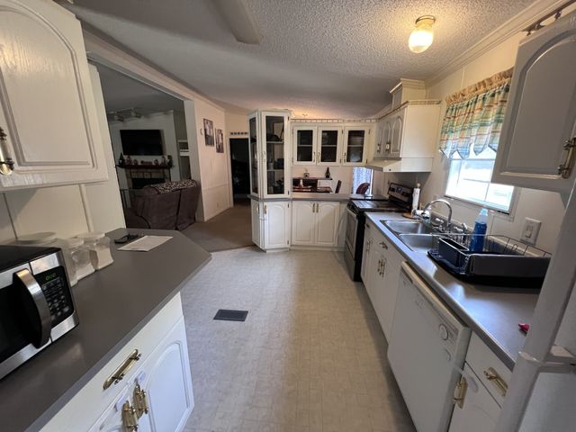 100 Treeline Ct, Monteagle, TN 37356