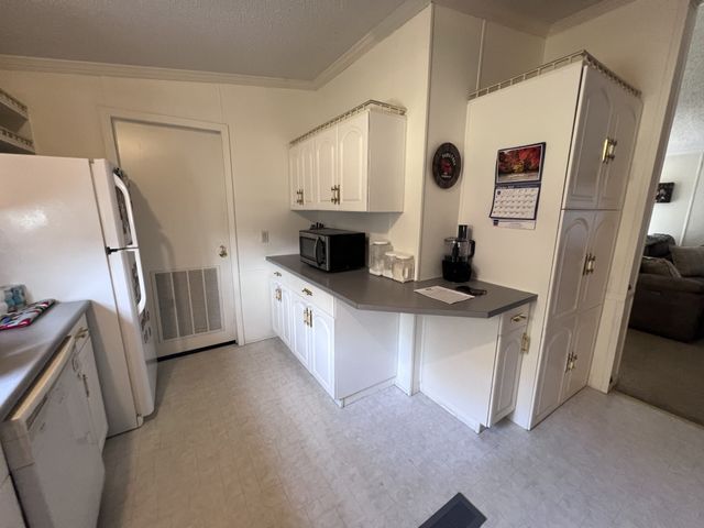 100 Treeline Ct, Monteagle, TN 37356