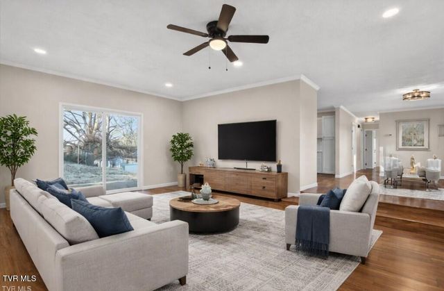 106 Salem Drive, Gray, TN 37615