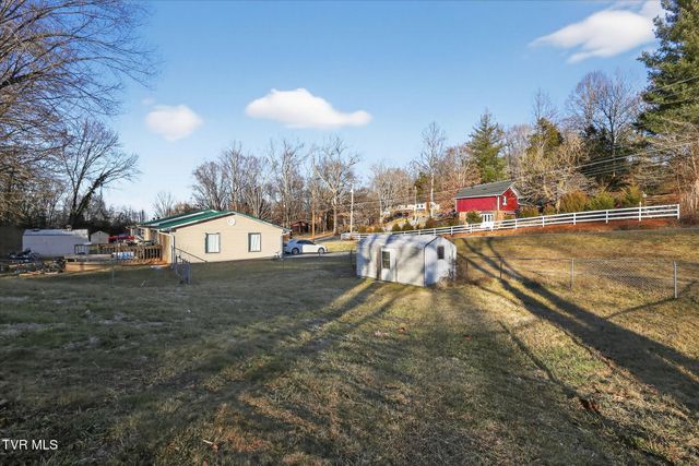 106 Salem Drive, Gray, TN 37615