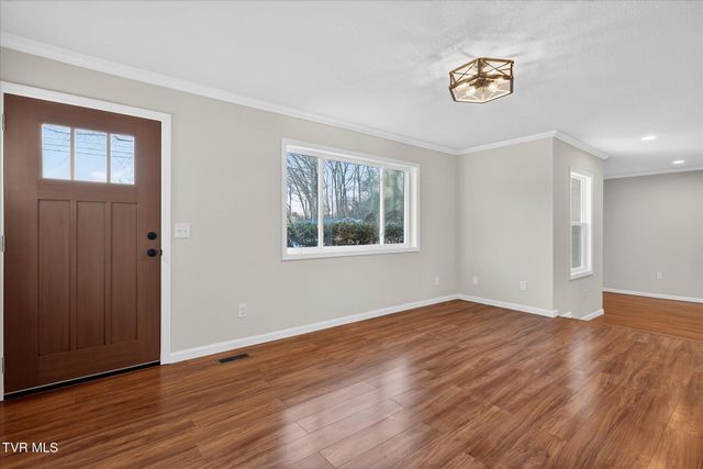 106 Salem Drive, Gray, TN 37615