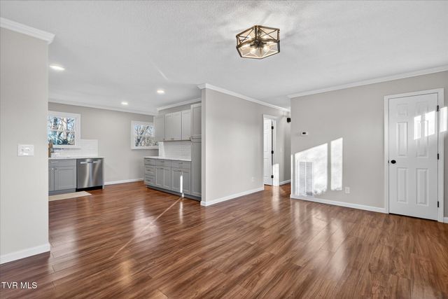 106 Salem Drive, Gray, TN 37615