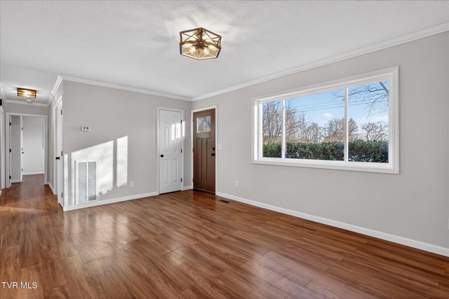 106 Salem Drive, Gray, TN 37615