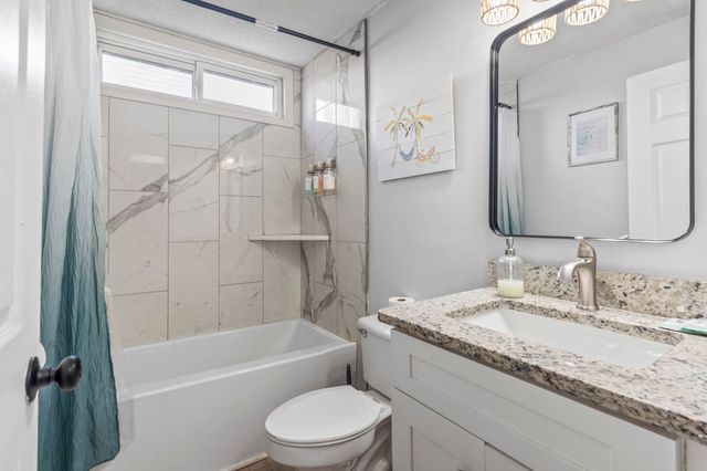 1904 Ocean Blvd., North Myrtle Beach, SC 29582