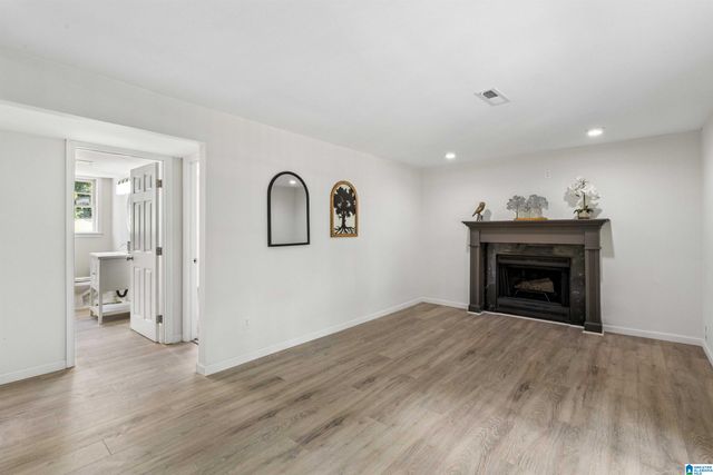 1525 4TH STREET NW, Center Point, AL 35215