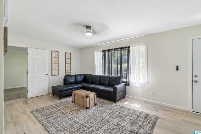 1525 4TH STREET NW, Center Point, AL 35215