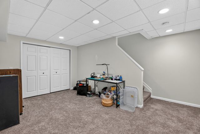16709 KAREN SPRINGS Drive, Lockport, IL 60441