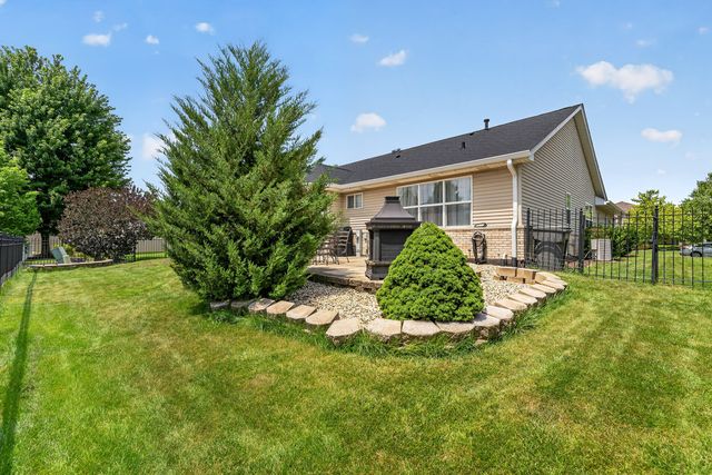 16709 KAREN SPRINGS Drive, Lockport, IL 60441