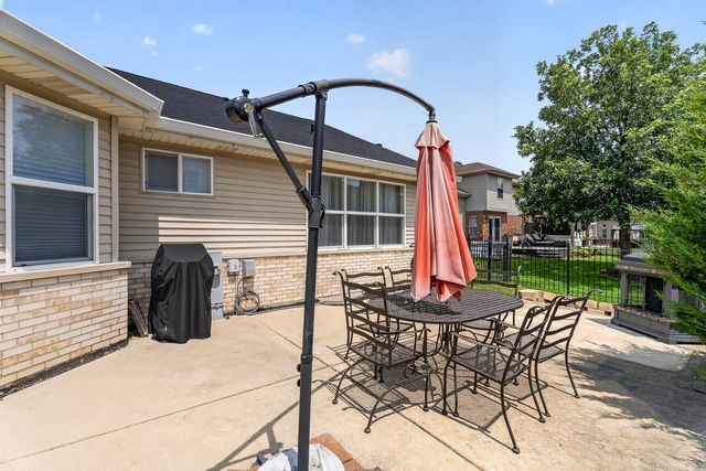 16709 KAREN SPRINGS Drive, Lockport, IL 60441