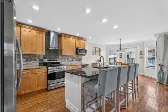 16709 KAREN SPRINGS Drive, Lockport, IL 60441