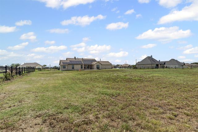 6028 Berry Ridge Lane, Joshua, TX 76058